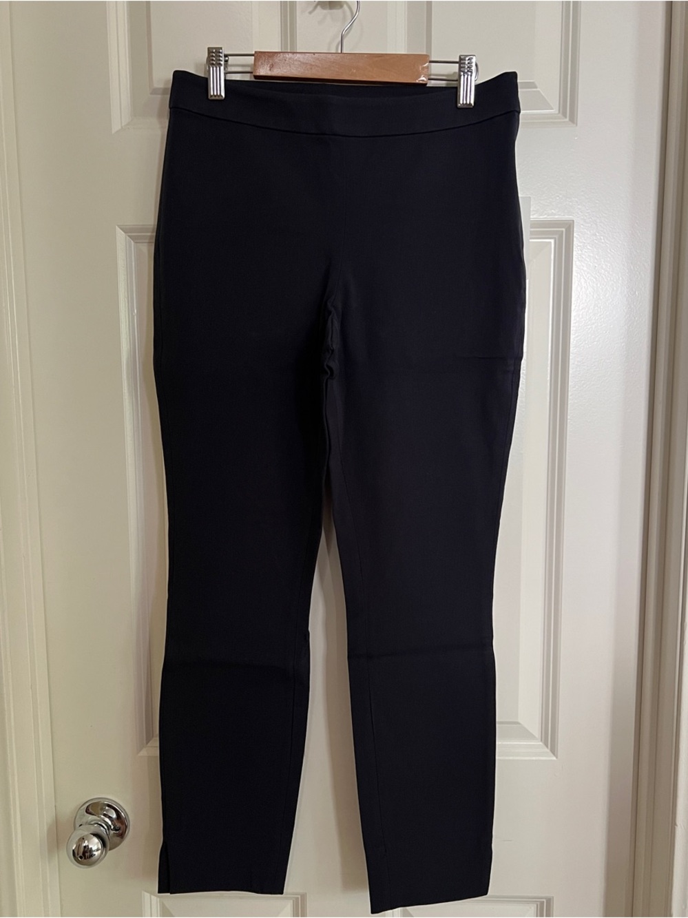 1901 Navy Blue Cropped Ponte Ankle Pants